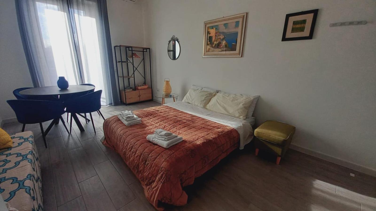 Le Case Di Ale - Holiday Homes Салерно Экстерьер фото